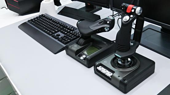 罗技x52评测视频,罗技x56飞行摇杆设置教程