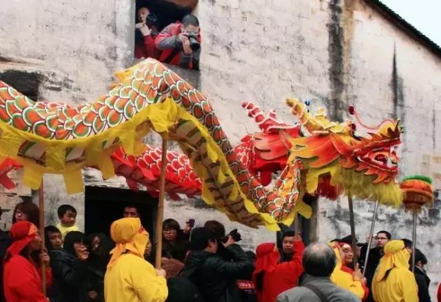 元宵节古镇逛一逛,古镇上的元宵节值得去玩嘛