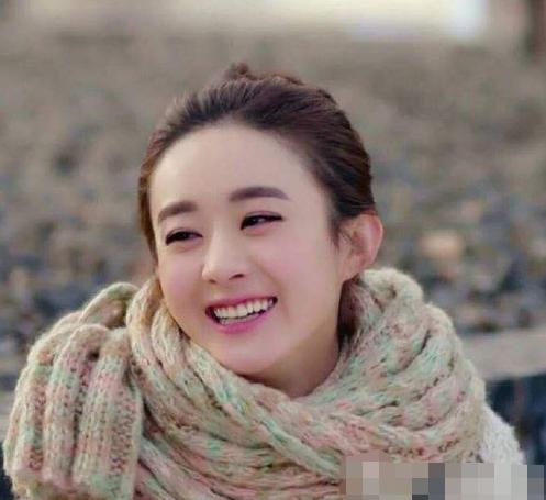 女星傻笑谁最萌?赵丽颖治愈陈乔恩少女,林依晨像袁湘琴附体!