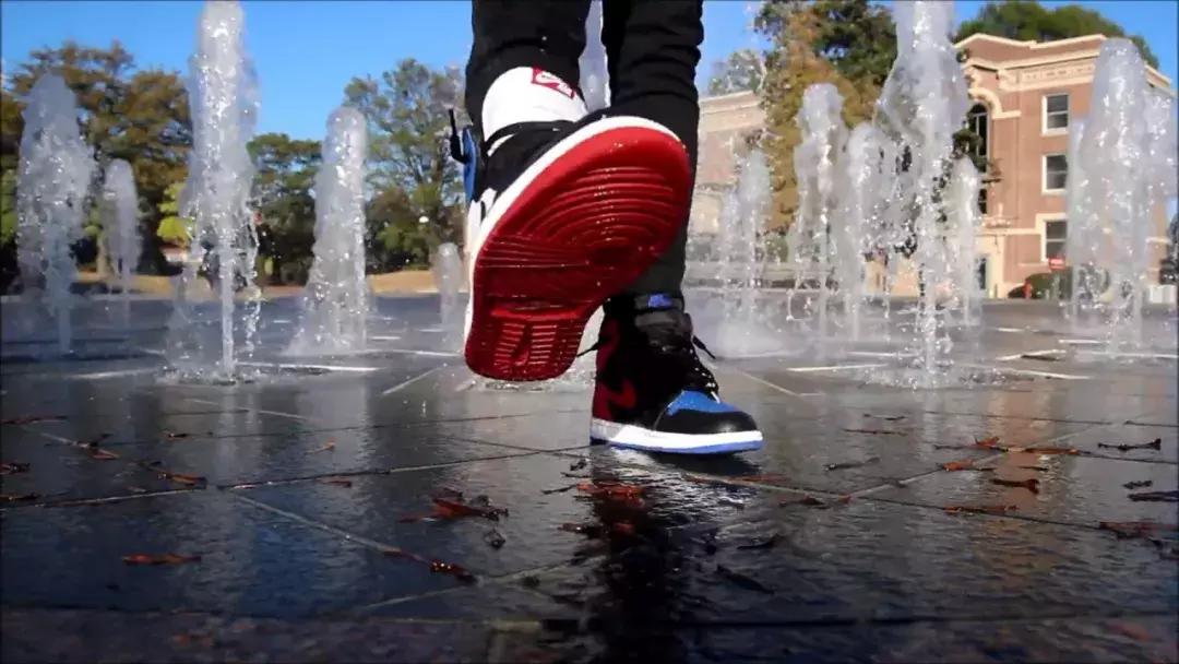 airjordan1发布第二年销量,airjordan1各种黑红复刻区别