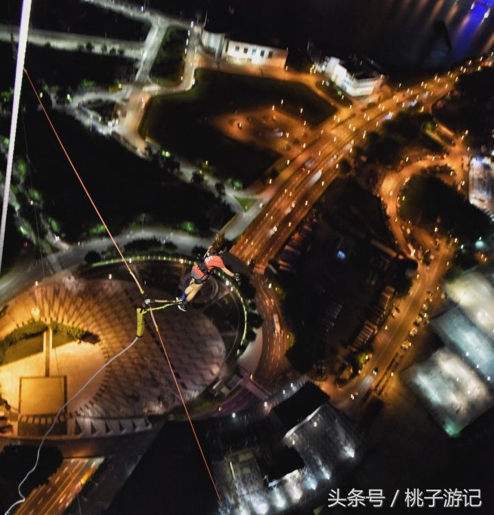 233米的澳门塔蹦极跳你有勇气吗,澳门塔323米世界第一蹦极跳