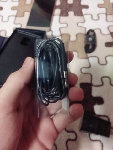 三星s8和s9哪个更值得入手,三星s9刚出时价格