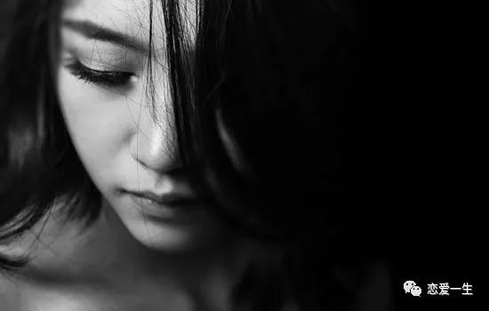 女朋友突然不开心怎么哄她开心,女孩不开心怎么哄开心的句子