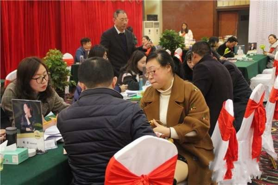 波涛装饰样板间活动,开年装修感恩钜惠