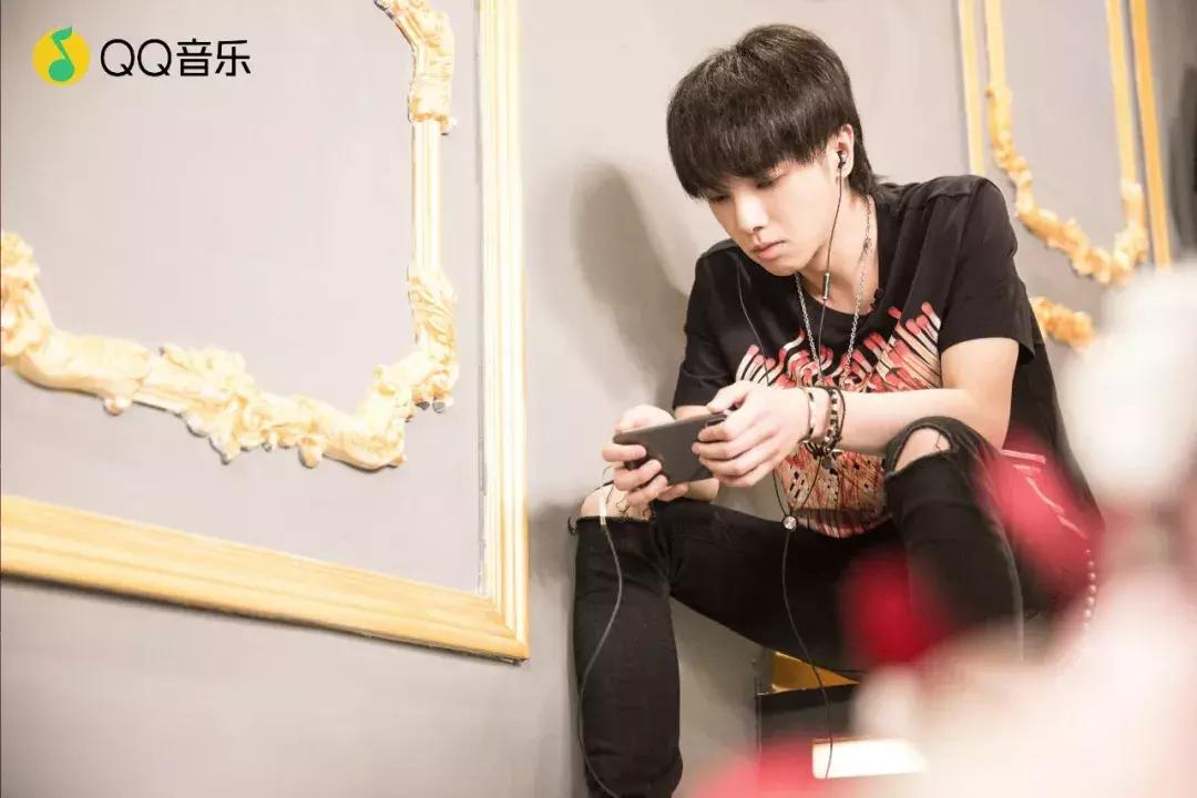 这样的华晨宇，值得一个QQ音乐终身绿钻
