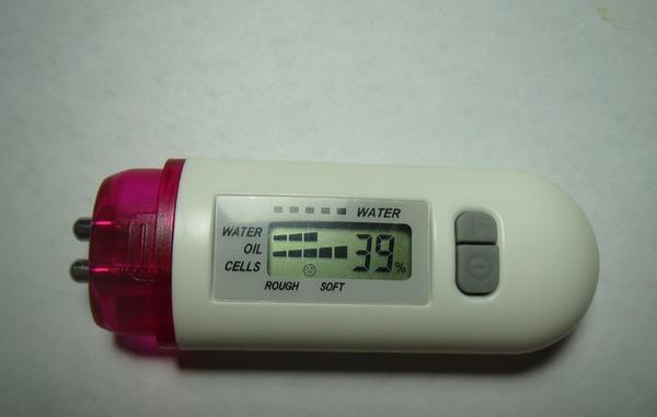 比阿玛尼红标还好用的粉底液,阿玛尼兰蔻ysl粉底液测评