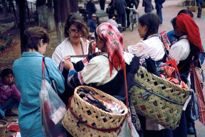 云南赶街场面描写,云南赶街赶集视频