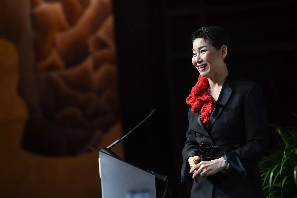 平凡和平庸之间或许只差了这两个字