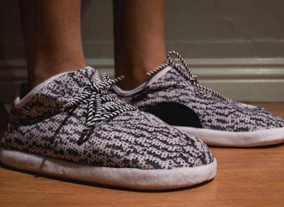 yeezy洞洞鞋是正品吗,yeezy洞洞鞋质量有不同吗