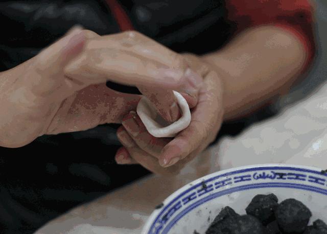 一碗团圆面的故事,一碗团圆作品