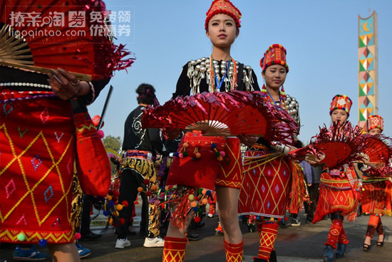 景颇族的风俗习惯和民族服饰,德宏傣族景颇族服饰定制