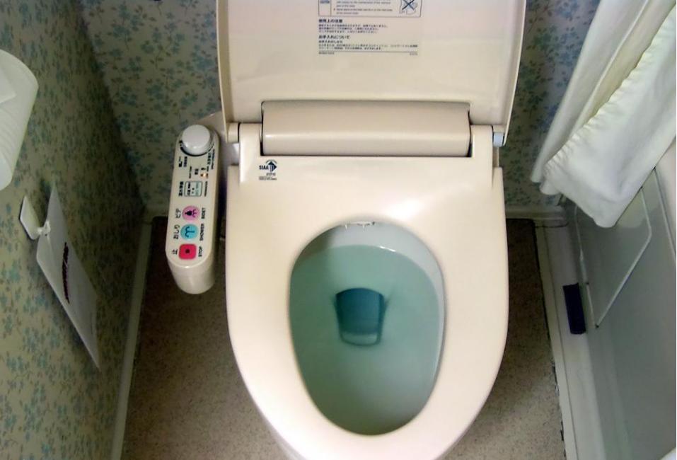 装修智能马桶,装修新房考虑什么智能马桶