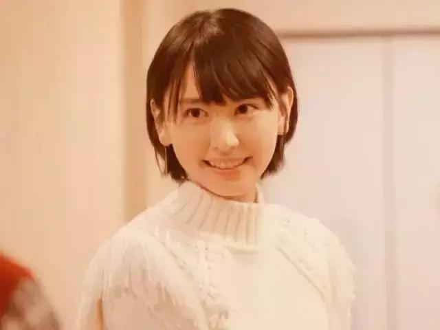 新垣和石原里美哪个好看,石原里美短发穿搭