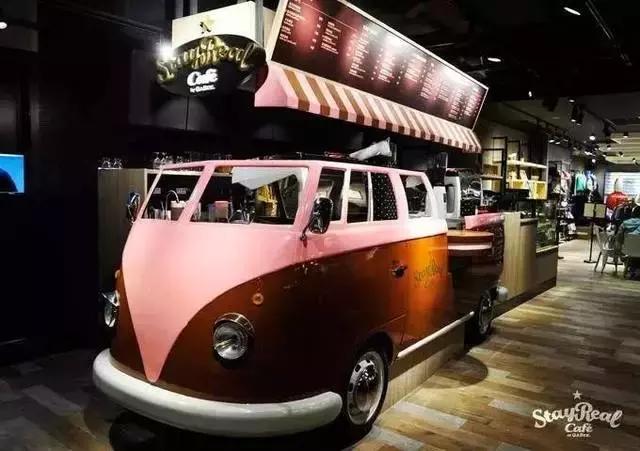 还在星爸爸%arabica排队?魔都还有这些超嗲主题咖啡馆等你拔草