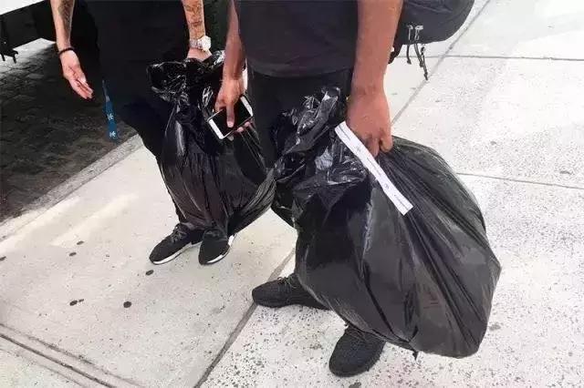 贫穷限制了我的想象力好怕被骗,贫穷又一次限制了我的想象