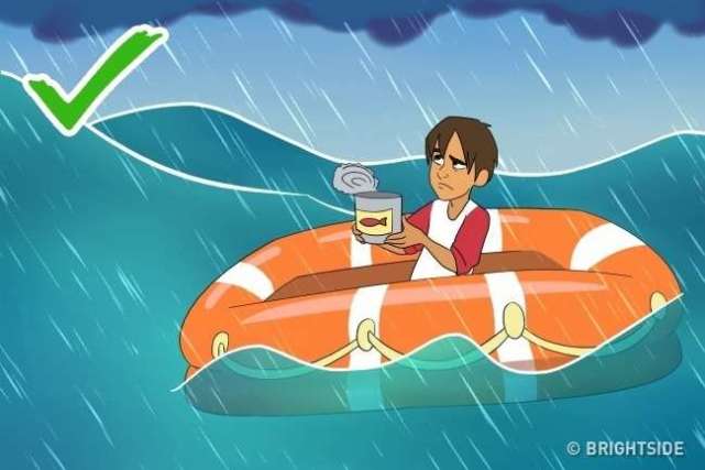 在大海被困怎么办,海边自救小技巧