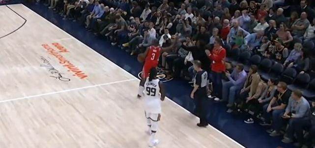 奥尼尔五大囧湖人队,奥尼尔五大囧湖人集锦