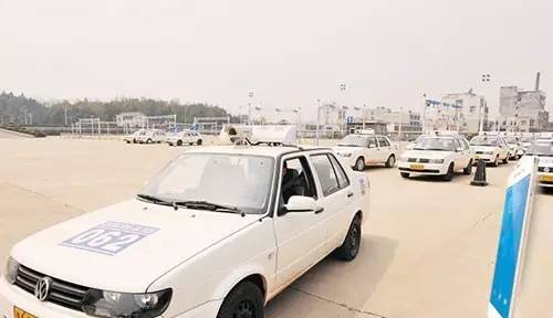 现在长沙学驾照在哪里报名,长沙驾考新政策