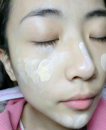 惊！BB霜的正确用法，大部分人都涂错了“误伤”你的脸！