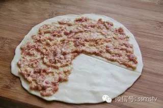 京都肉饼制作视频,京都肉饼的家常做法电饼铛