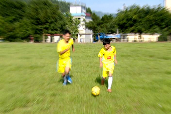 一脚踢到世界杯,一脚踢出世界波足球小将