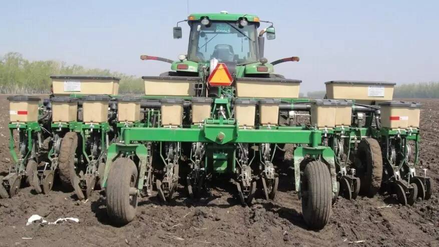 约翰迪尔挖掘机可靠吗,约翰迪尔中国对手