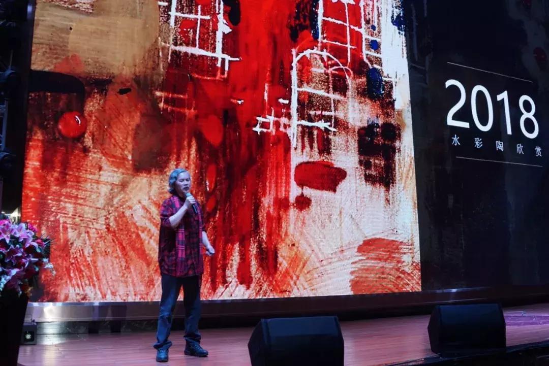 一场普通年会，惊动了中国家装之父余工*飞机打**来回助阵！