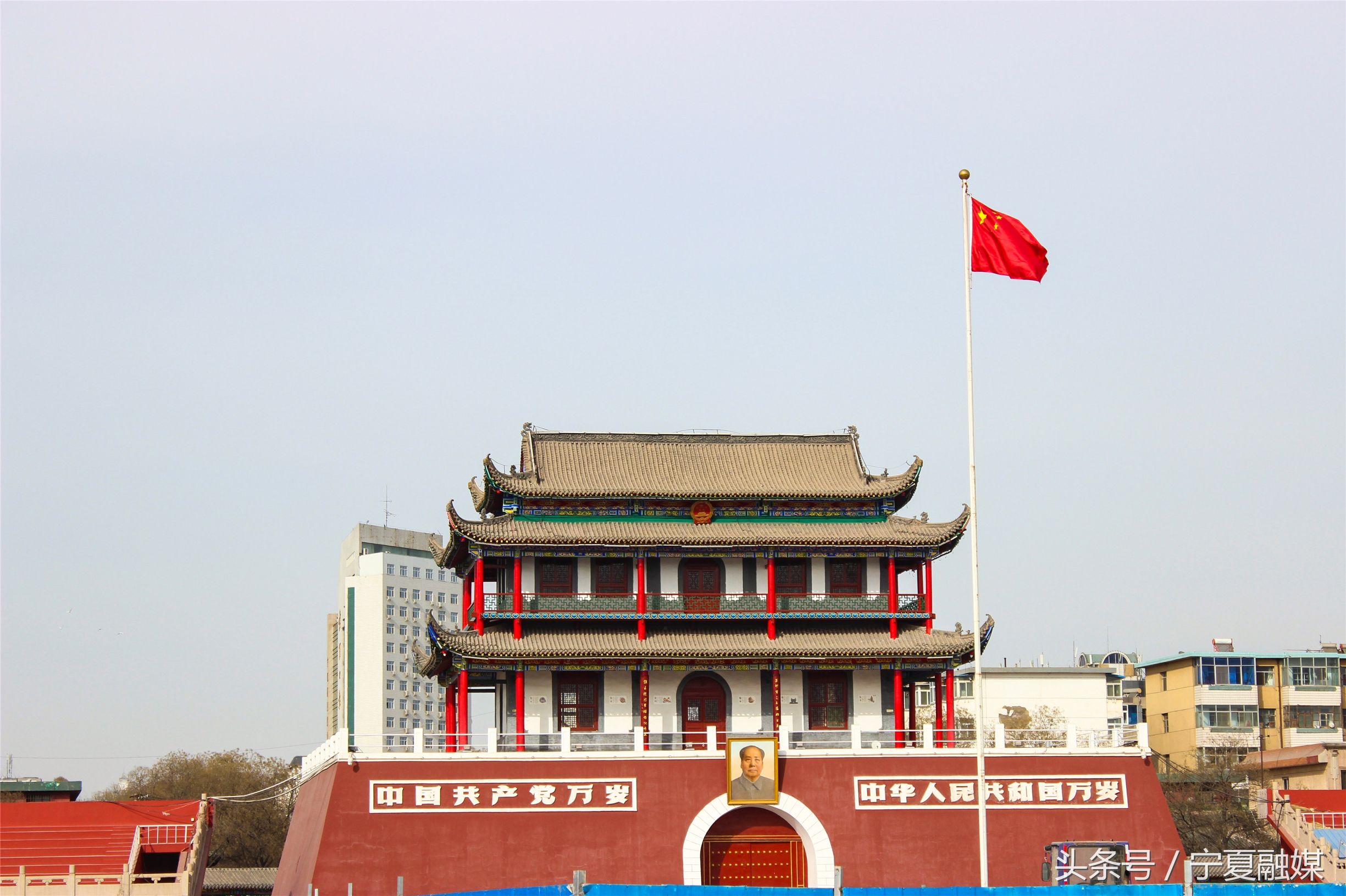 银川南门广场车辆运营乱象,银川南门怪合味