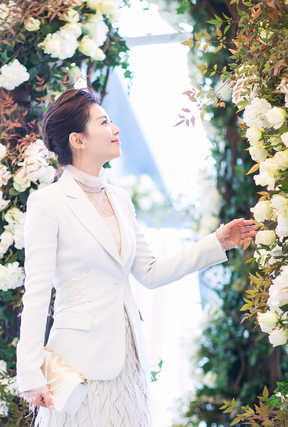 刘涛风衣秀,刘涛穿大衣现身春晚