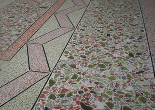 面粉清洁油污的方法,面粉怎么清理墙上油污