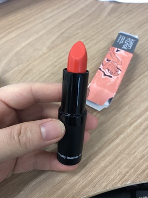 哪个大牌口红孕妇可用 (博主推荐孕期可以用的大牌口红)