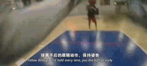 投篮老是打铁怎么练习投篮,投篮平时练准打比赛软怎么办