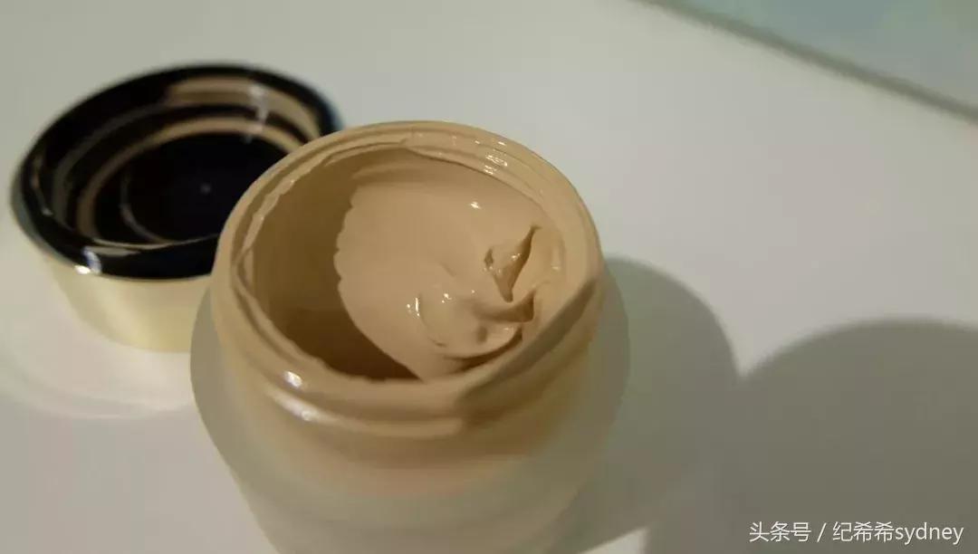 给大家安利让人一听就乖乖交出钱包的粉霜届扛把子——SUQQU