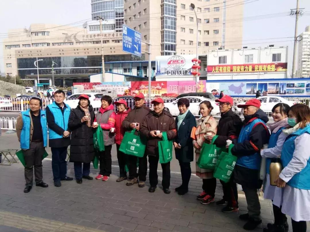 领略东方博大医院新时代“天使志愿者”的“红海行动”