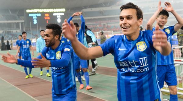 c罗与梅西的对战谁赢了,c罗vs梅西到底谁更厉害