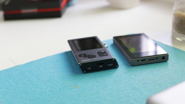 七彩虹c200播放器可以配4.4插头吗,七彩虹c200音乐播放器