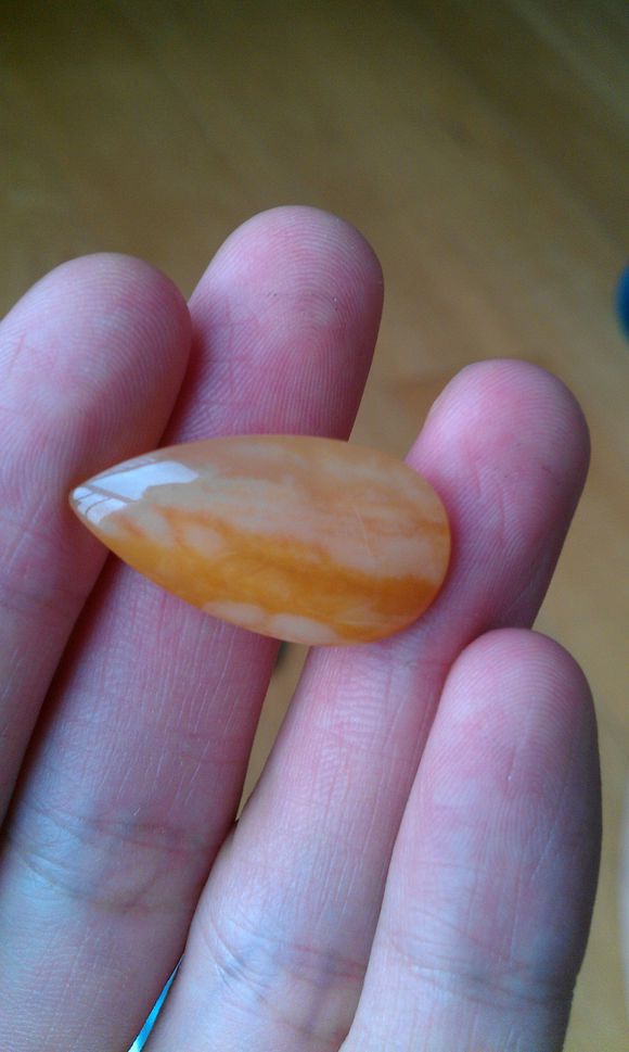 容易失水的玉,玉缺水会变黄