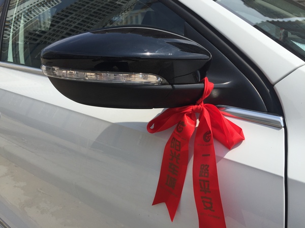 大众速腾1.5超越版提车全过程,25款大众速腾1.4t