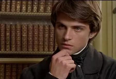 如何描述人的外貌英文,描述人外貌的英文句子