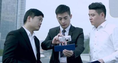 普通人要是撞了百万豪车怎么办,普通车撞到豪车会怎么样