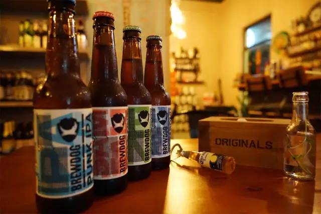 咪阻我！我要装逼去！嚟间小酒馆可以带你Ｂ尽全世界，周年庆还7