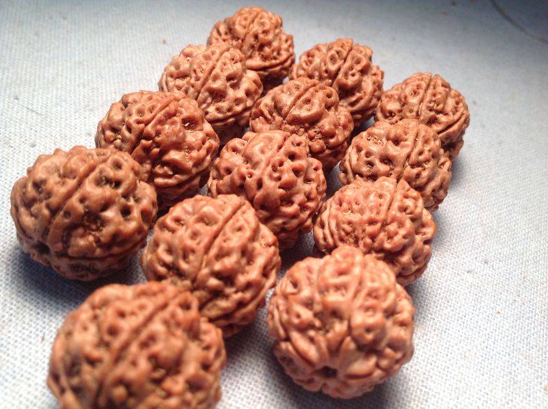 大金刚怎么才是包浆 (尼泊尔红皮大金刚怎么盘)