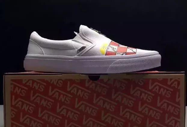 2021涂鸦板鞋流行,涂鸦板鞋