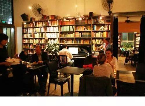 书虫漫游指南：来北京值得一看的书店和图书馆