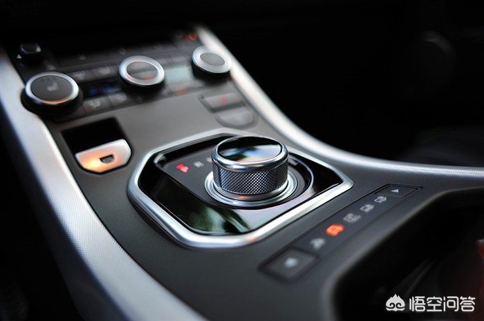 路虎揽胜极光为什么降价这么多,路虎揽胜跌价是什么原因