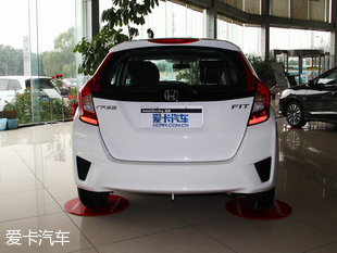 斯柯达晶锐和飞度哪个好,晶锐和polo飞度哪个好