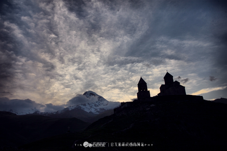 这个只有1/3个广东省大小的国家,好