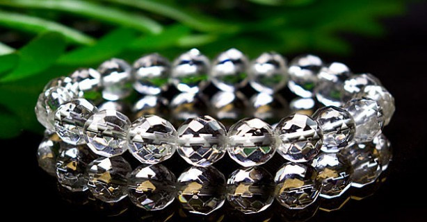 白水晶显微镜下辨真假,白水晶真假怎么鉴别