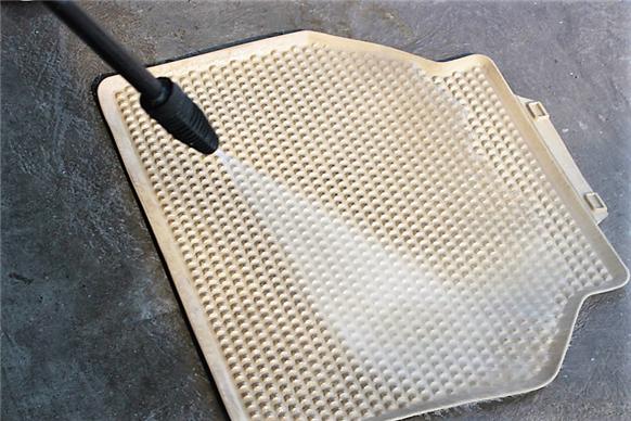 让我来告诉你洗车的正确方法,洗车的正确方法不伤车漆