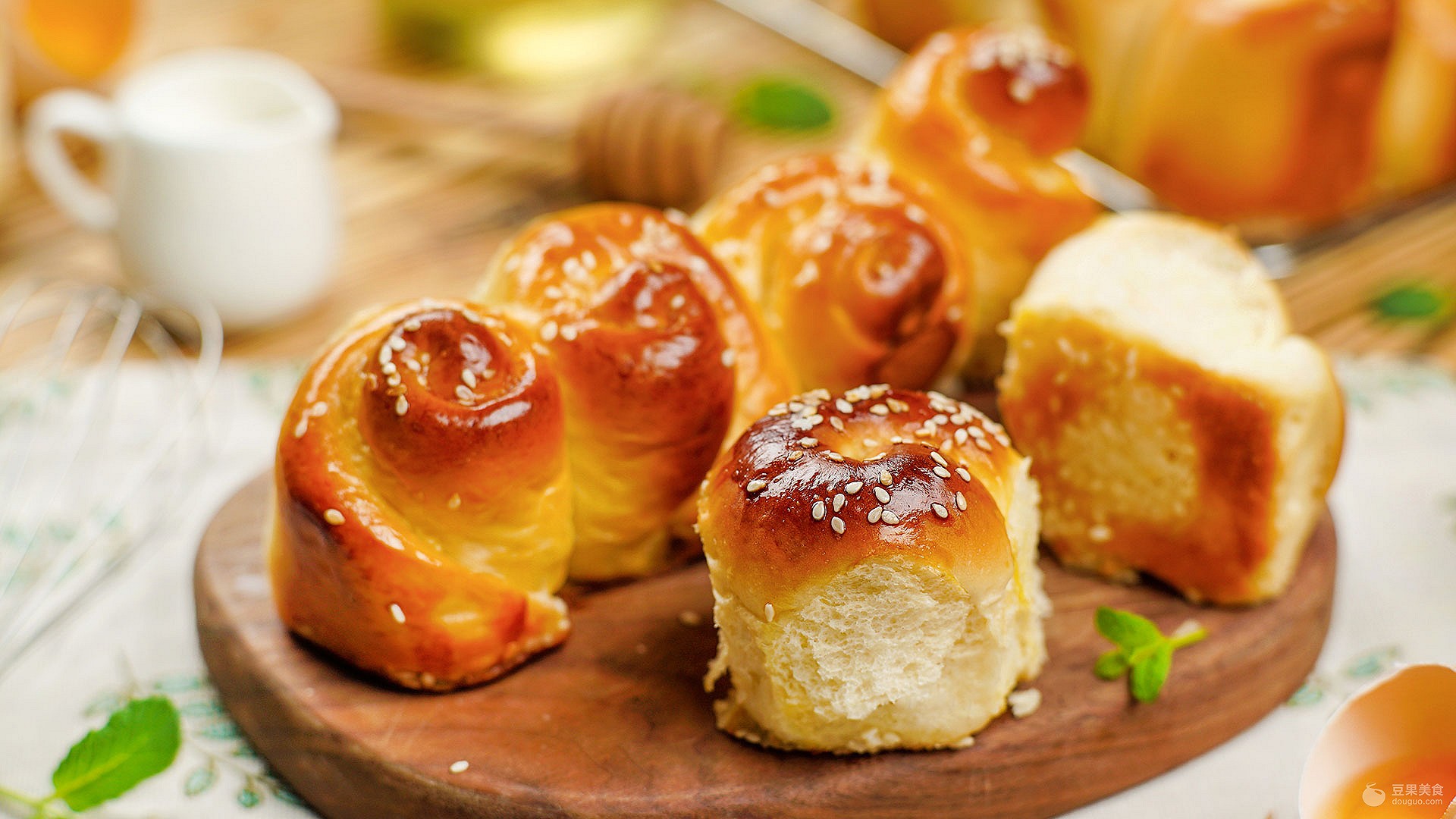 蜂蜜脆底小面包家庭版,无黄油脆底蜂蜜小面包